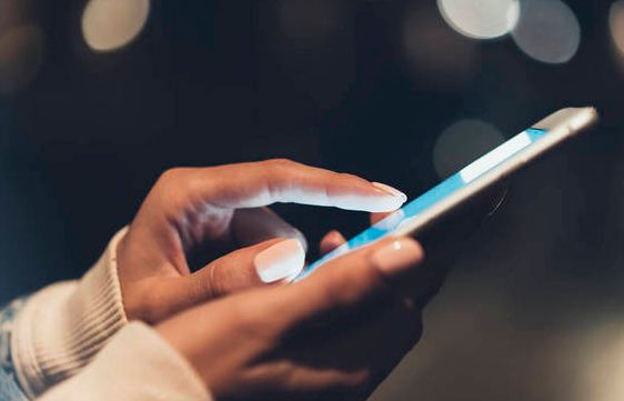 女子遭陌生男尾随,备受惊吓报警求助,女子:竟是我自己招惹的!休闲区蓝鸢梦想 - Www.slyday.coM 女子遭陌生男尾随,备受惊吓报警求助,女子:竟是我自己招惹的!休闲区蓝鸢梦想 - Www.slyday.coM