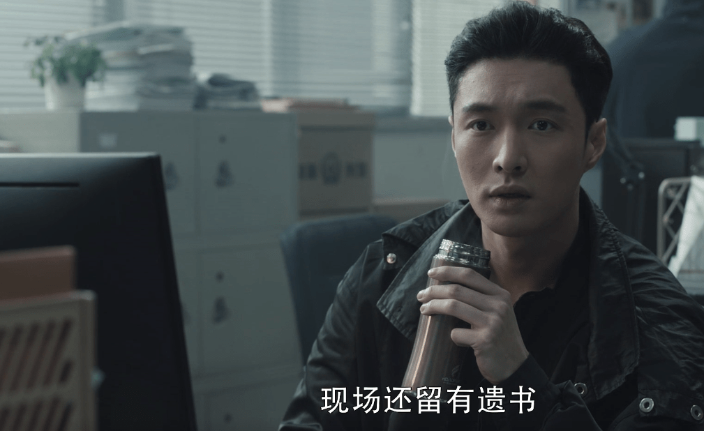 放下“流量偏见”，谈谈张艺兴和林浩，对《扫黑风暴》的重要性休闲区蓝鸢梦想 - Www.slyday.coM