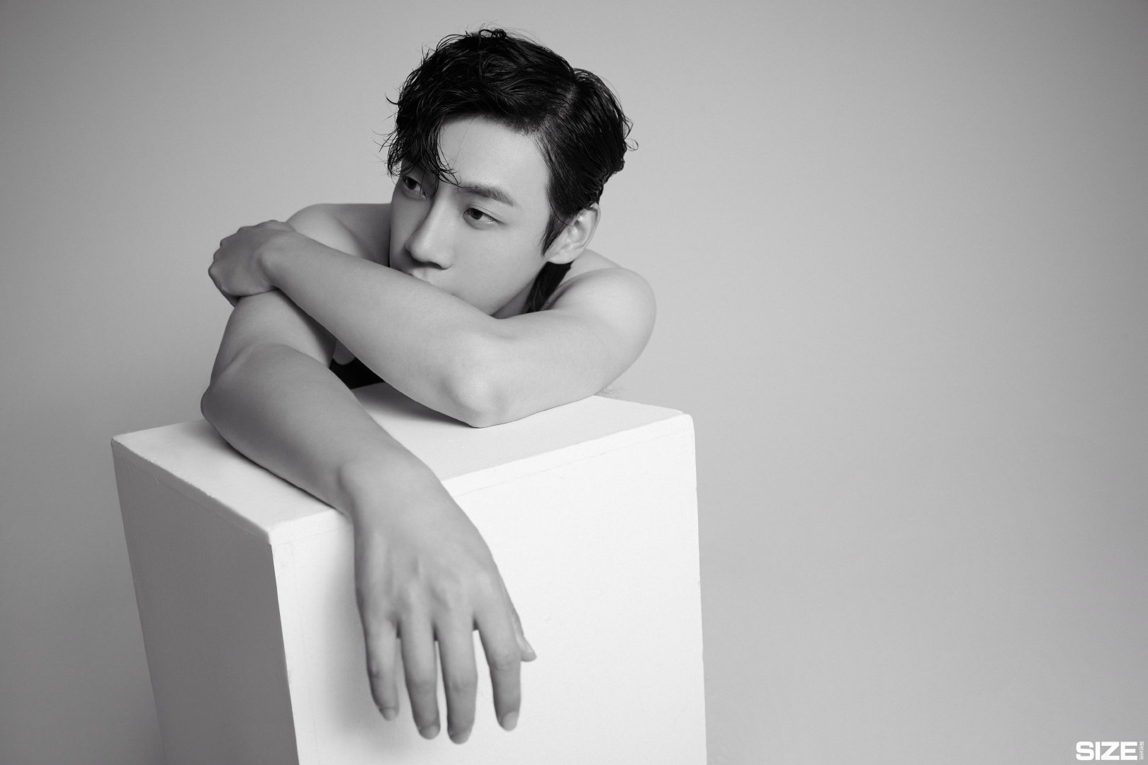 欢娱影视演员@昌隆小朋友 size潮流生活杂志大片今日发布