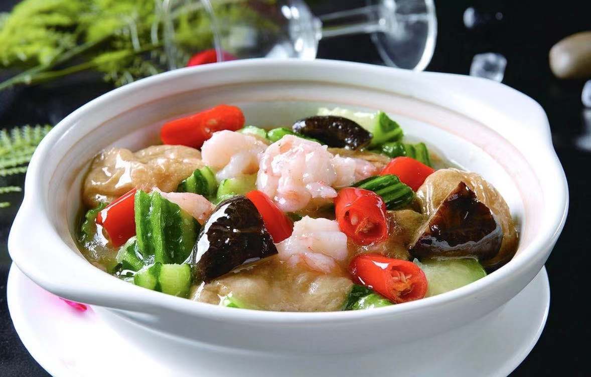 不仅养生又特别美味,与其他肉质浓汤的美味特色毫不上下!