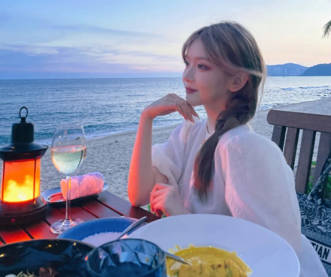 在公开的声明上,机智张的态度则是一百八十度大转弯