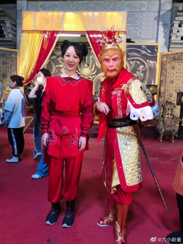 西游记师徒四人重聚六小龄童再现经典动作68岁迟重瑞最显年轻