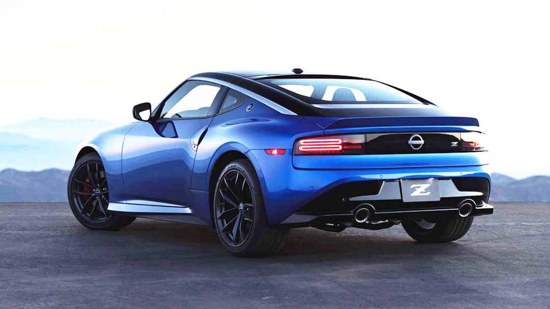 "尼桑淑女"跑车发布!400马力有手动,丰田牛魔王变得索然无味