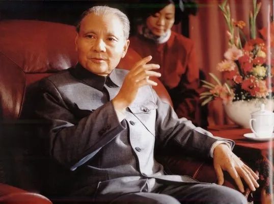 他在60多部影视作品中扮演邓小平,每次表演都不敢怠慢|邓小平_新浪财经_新浪网