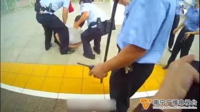 昭通男子因感情纠纷在江苏杀害2人，被害17岁女孩是老乡休闲区蓝鸢梦想 - Www.slyday.coM