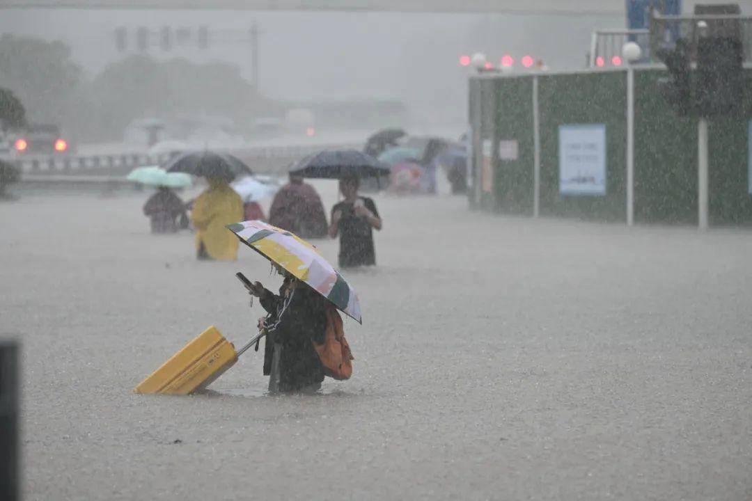 国务院河南郑州“7·20”特大暴雨灾害调查组进驻河南，举报电话公布休闲区蓝鸢梦想 - Www.slyday.coM