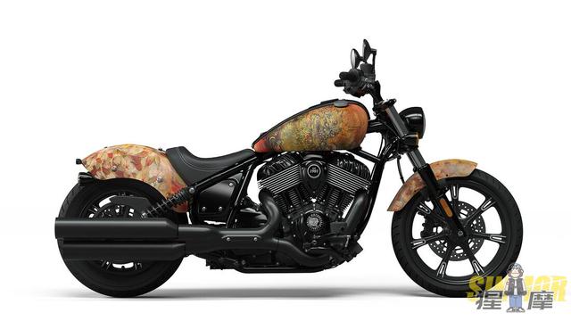 但是在2022年春天,当shige chief与伦敦的其他纹身摩托车一起出现时