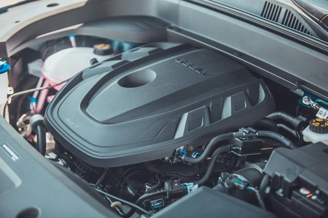 "宝藏男孩"星越l 一台让女朋友连声惊叹的车