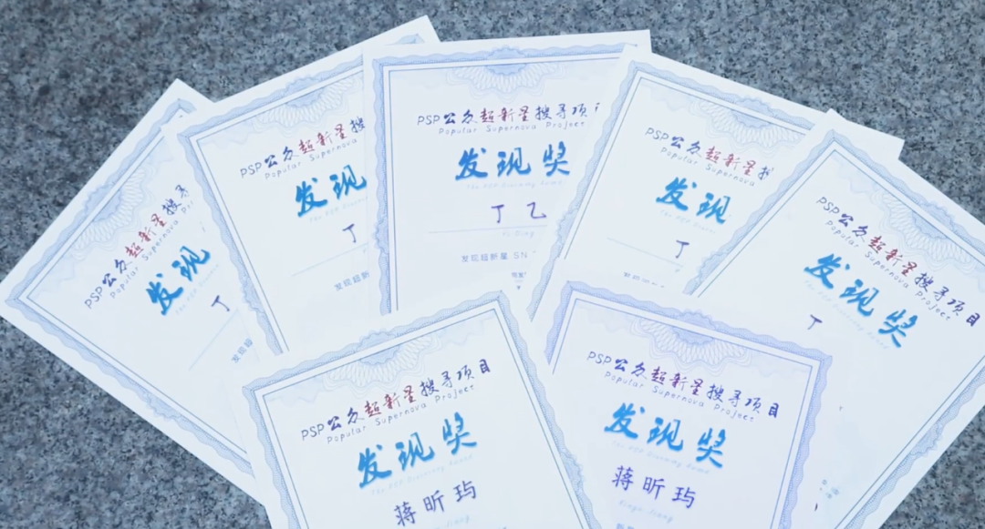 正文  我一般都会第一时间告诉她"   丁乙介绍说:   有两次   她也在