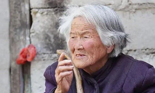 13岁来中国,为啥至死不愿回日本,89岁日本老人自述,还是中国好休闲区蓝鸢梦想 - Www.slyday.coM