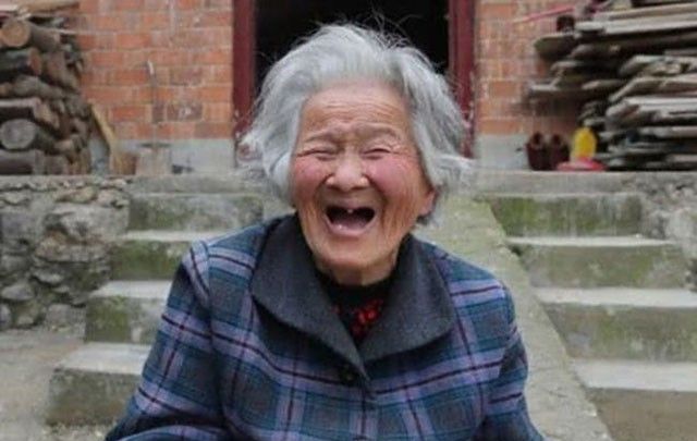 13岁来中国,为啥至死不愿回日本,89岁日本老人自述,还是中国好休闲区蓝鸢梦想 - Www.slyday.coM