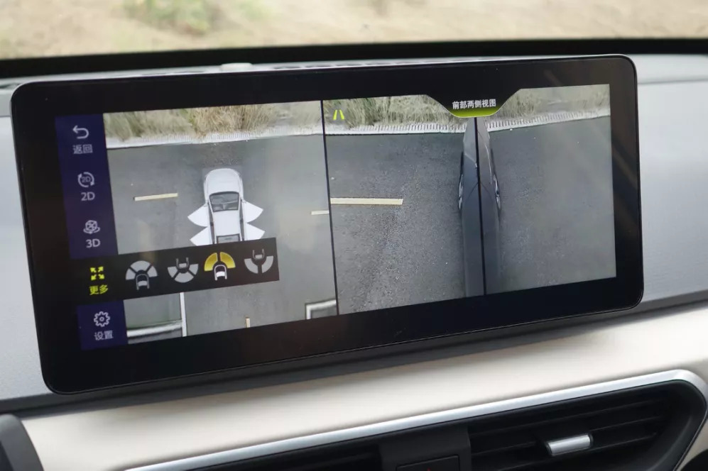 360 环视的两侧识图