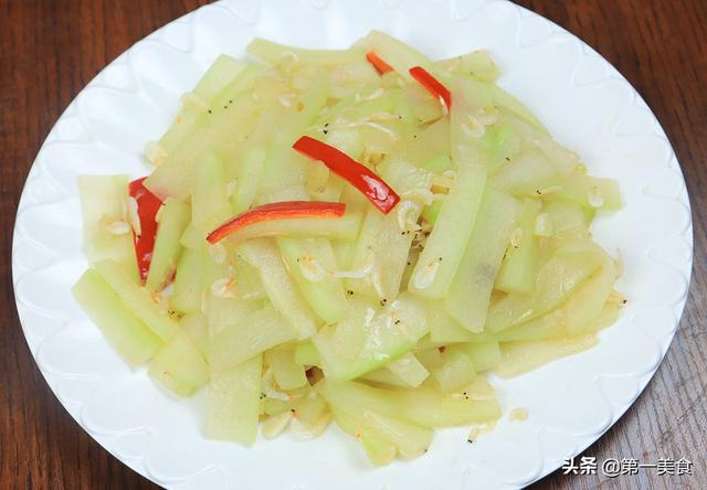 冬瓜哪种做法最香,厨师长都跟它一块炒,鲜香入味,做一盘不够吃