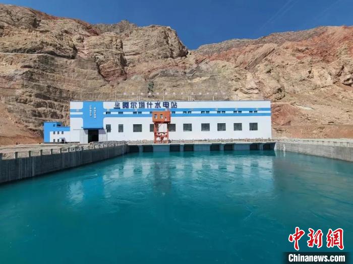 新疆阿尔塔什水利枢纽工程全部机组并网发电 进行涉网调试