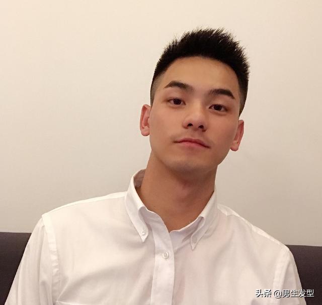 开学季:推荐3款男生"短发"发型,谁剪谁帅气|发型_新浪新闻