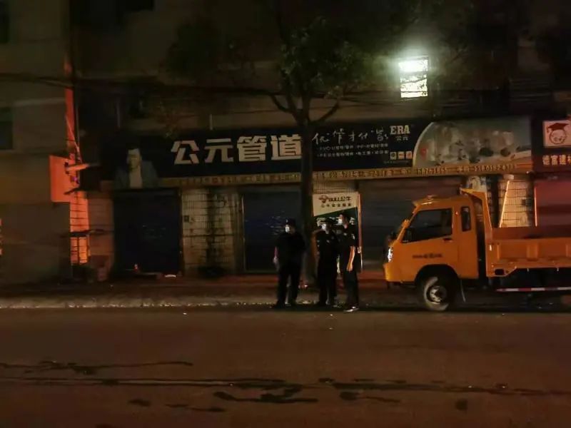 最新！上海通报2例本地病例涉及区域，去过家乐福超市、联华超市…新增病例均与机场有关，浦东机场还能去吗？休闲区蓝鸢梦想 - Www.slyday.coM