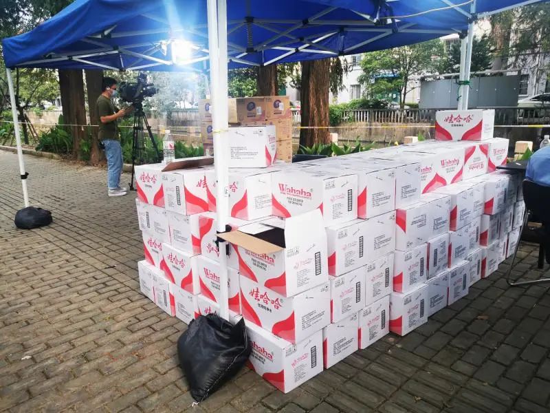 最新！上海通报2例本地病例涉及区域，去过家乐福超市、联华超市…新增病例均与机场有关，浦东机场还能去吗？休闲区蓝鸢梦想 - Www.slyday.coM