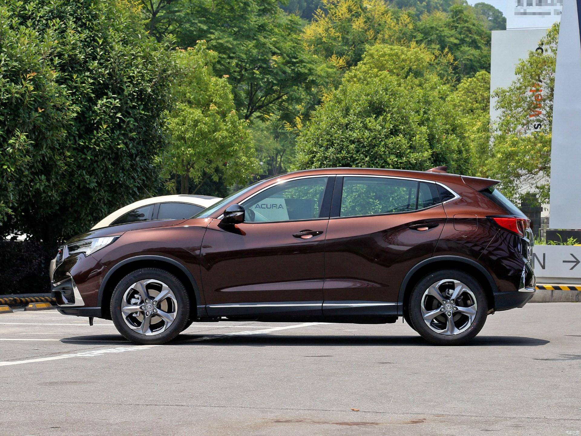 甚至讴歌cdx(配置|询价)的话开起来感觉比本田的某些suv质量还要差