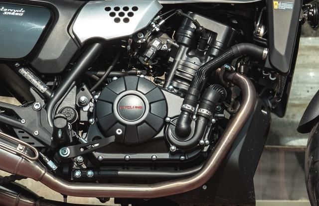 250复古之争,赛科龙re3-250和贝纳利幼狮250之间应该怎么选?