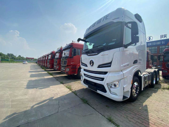 魏小建:轻装上阵,以陕汽德龙x6000开启转型战-新浪汽车