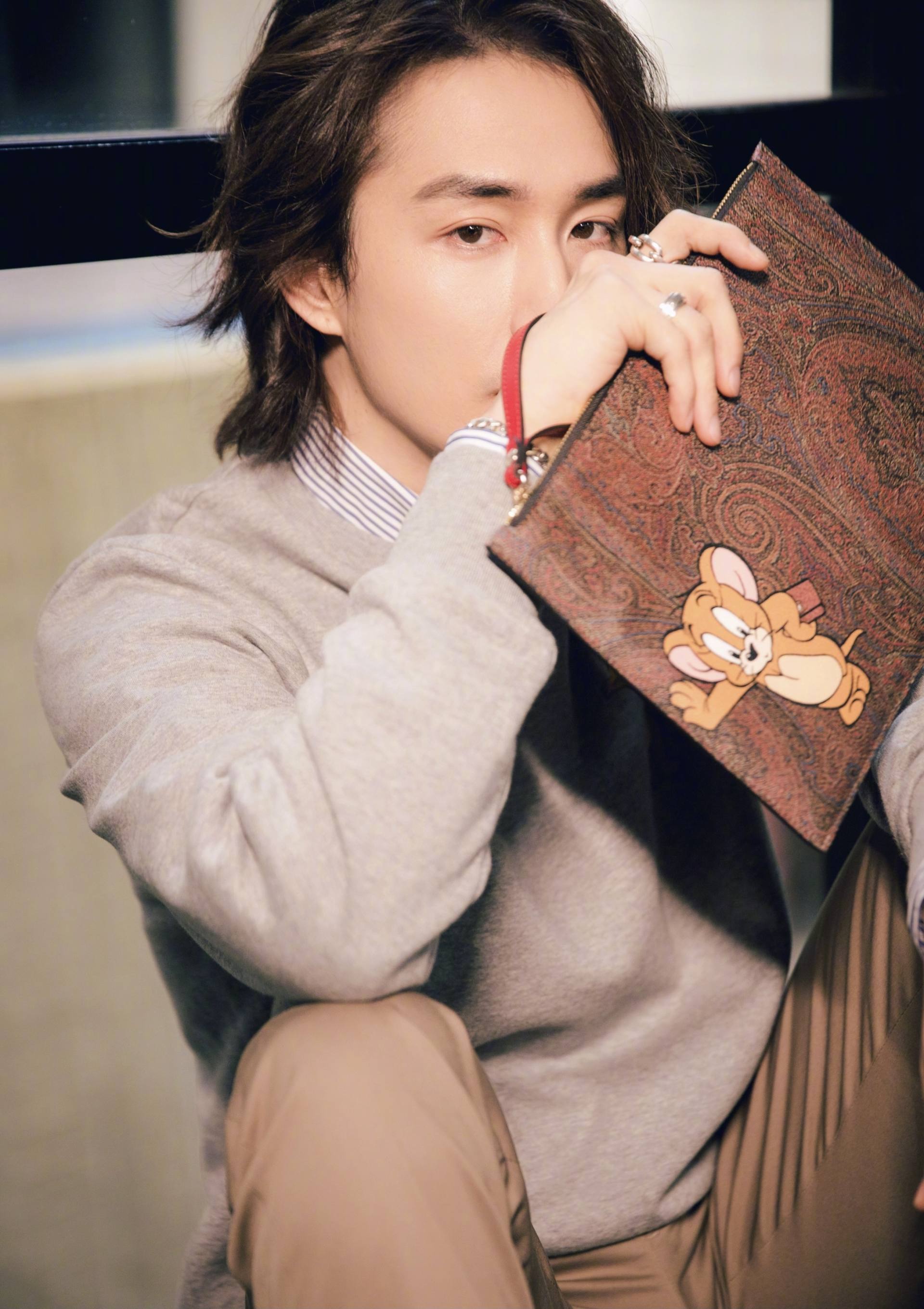 从被嘲软饭男到人类高质量男性李承铉因何偶像感满满