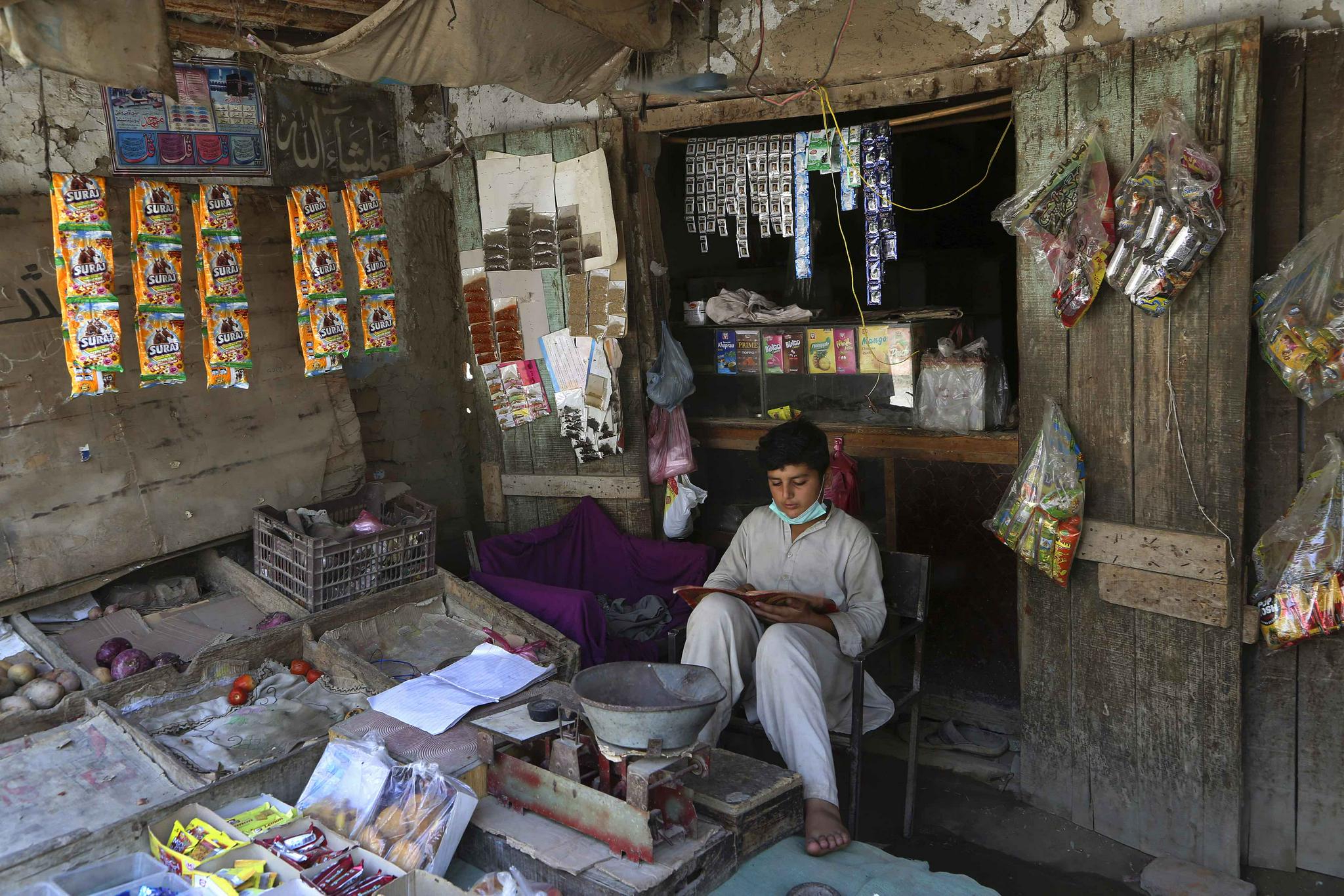 图记阿富汗战争20年③平民从贫穷到贫穷