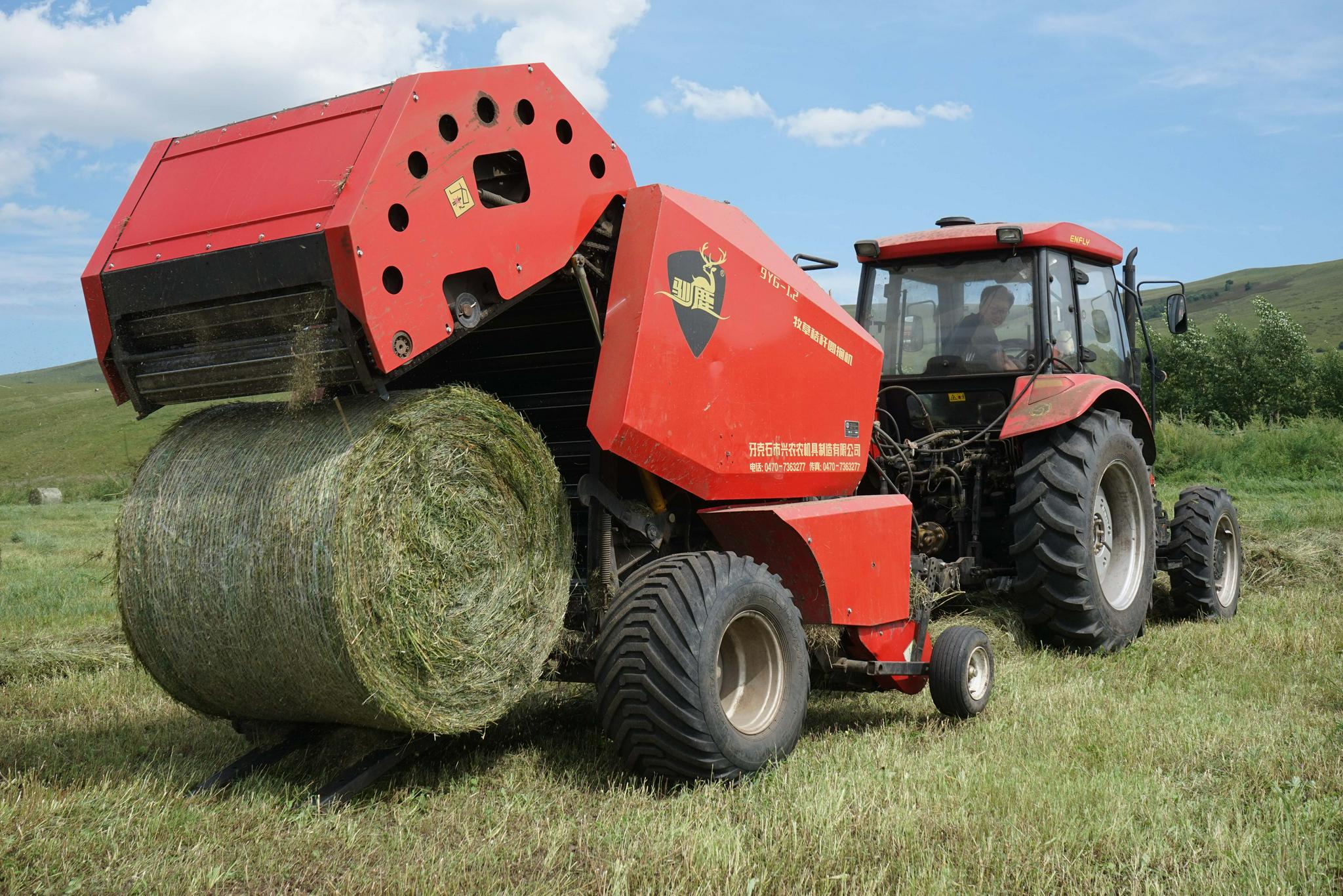 内蒙古兴安盟草原打草忙