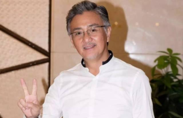 从当家小生到演风月片,离开tvb的"花无缺"吴岱融经历了什么?