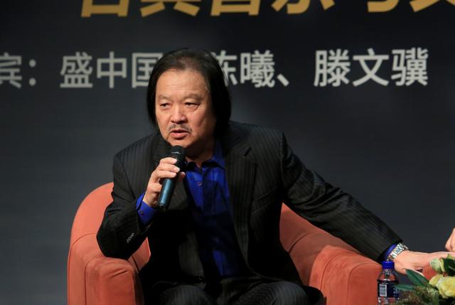 生活的颤音41年5位老艺术家已去世史钟麒老当益壮冷眉变化大