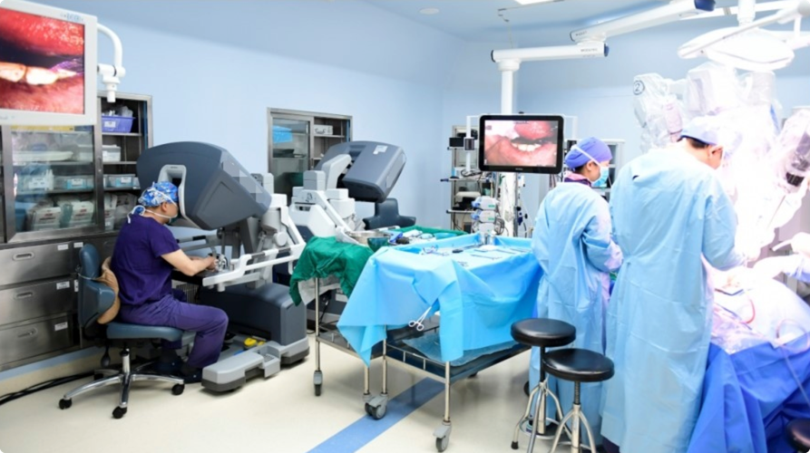 女子做核酸检测，意外发现舌根隐藏巨大肿块，竟是…休闲区蓝鸢梦想 - Www.slyday.coM