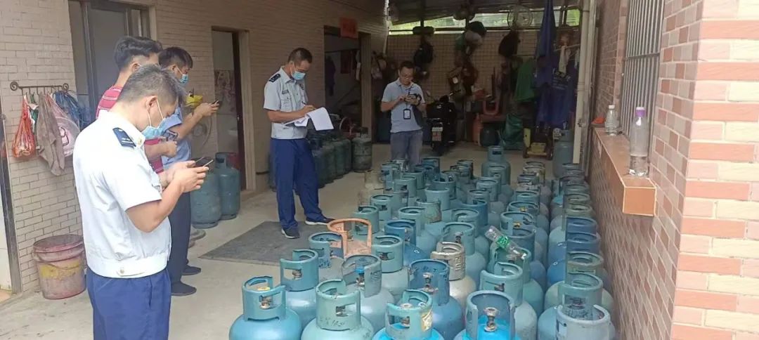 13吨179个气体炸弹藏身民宅中山阜沙多部门联合查处