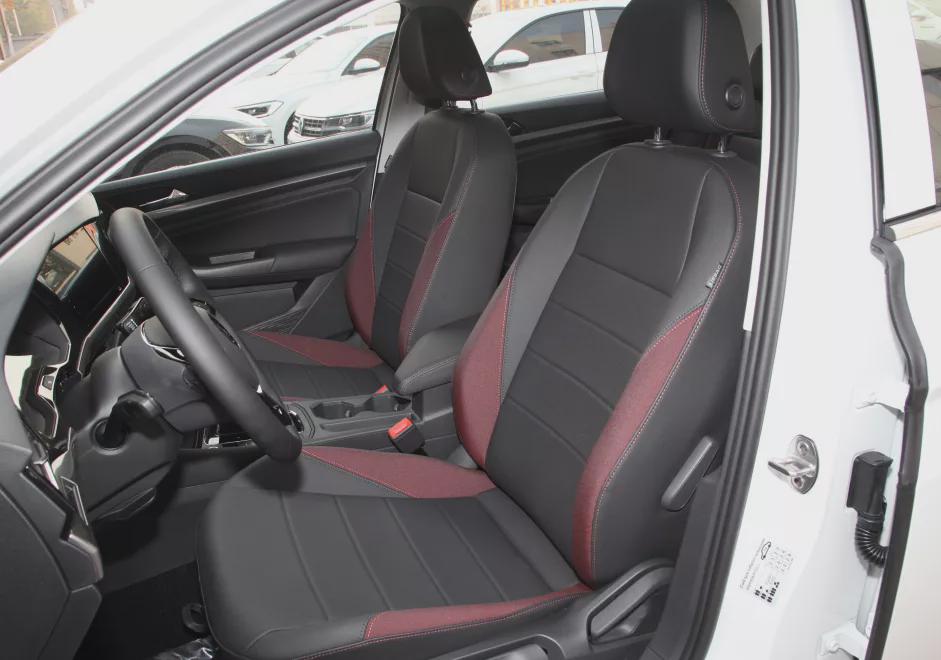 大众同门之争：宝来VS朗逸谁会更胜一筹？