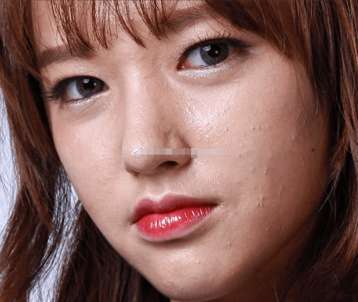 真实!明星大量未修图曝光,热巴毛孔闭口一堆,杨幂皮肤松垮