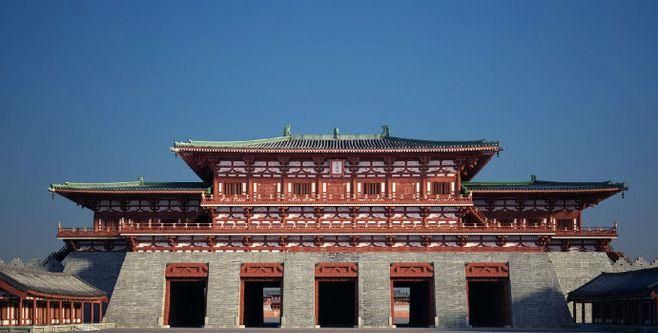 太极宫大明宫和兴庆宫是唐长安三座宫城禁苑是主要的防御设施