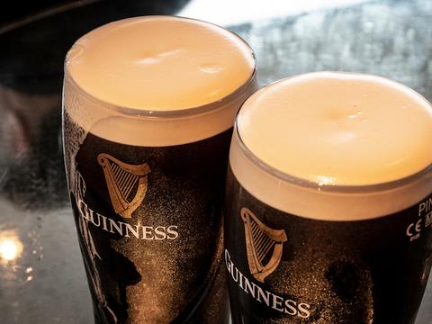 关于爱尔兰的7个鲜为人知又有趣的事实|爱尔兰|吉尼斯|黑啤酒_新浪