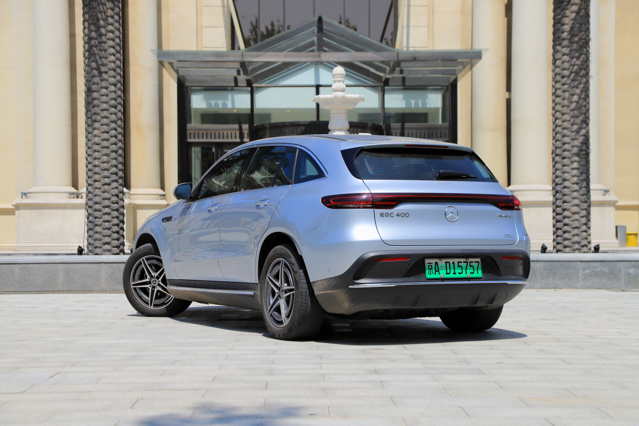 电动车怎么定义豪华牛车网试驾奔驰eqc