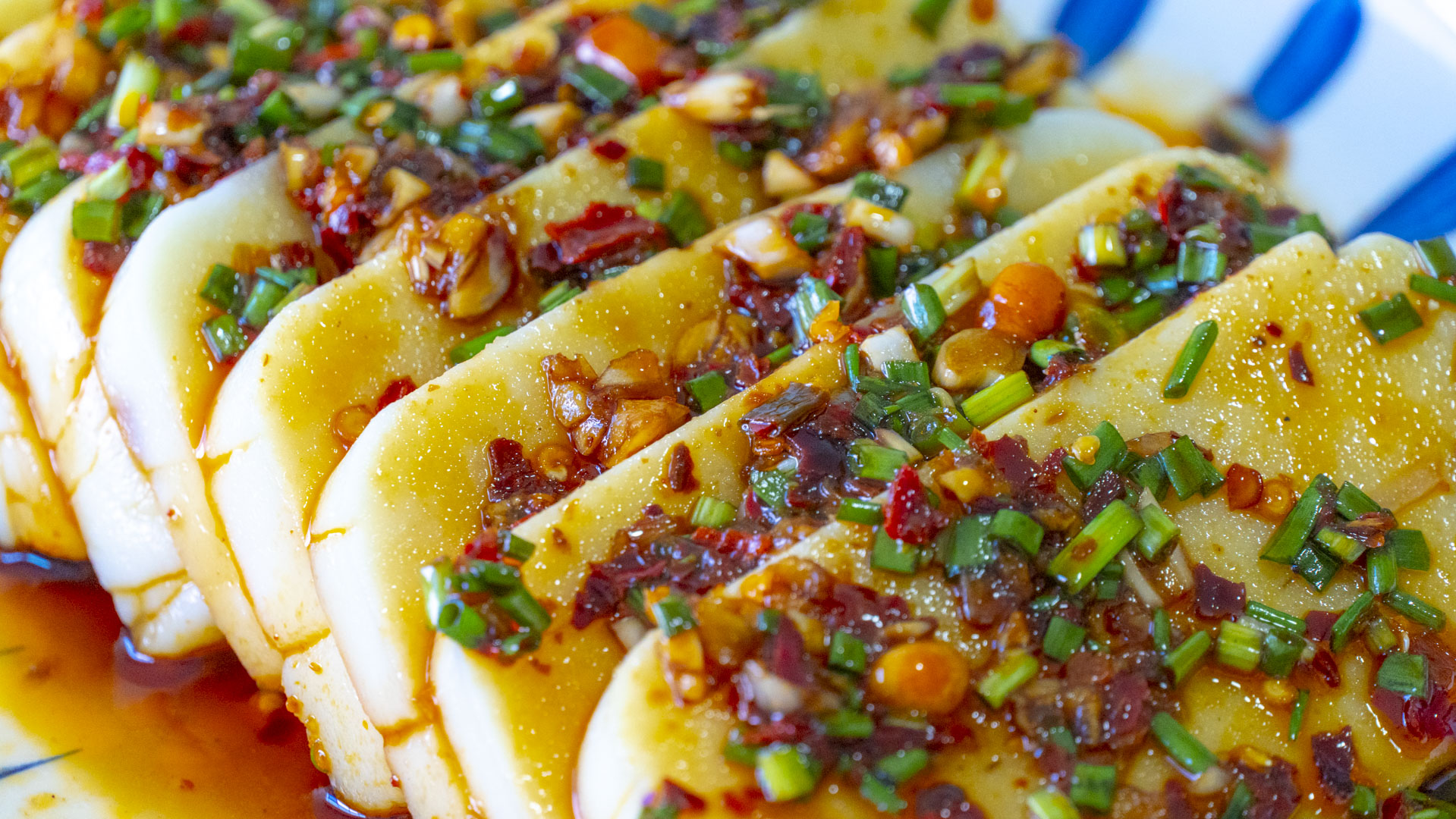 凉粉最简单做法1碗绿豆1碗水搅一搅5分钟出锅q弹爽滑