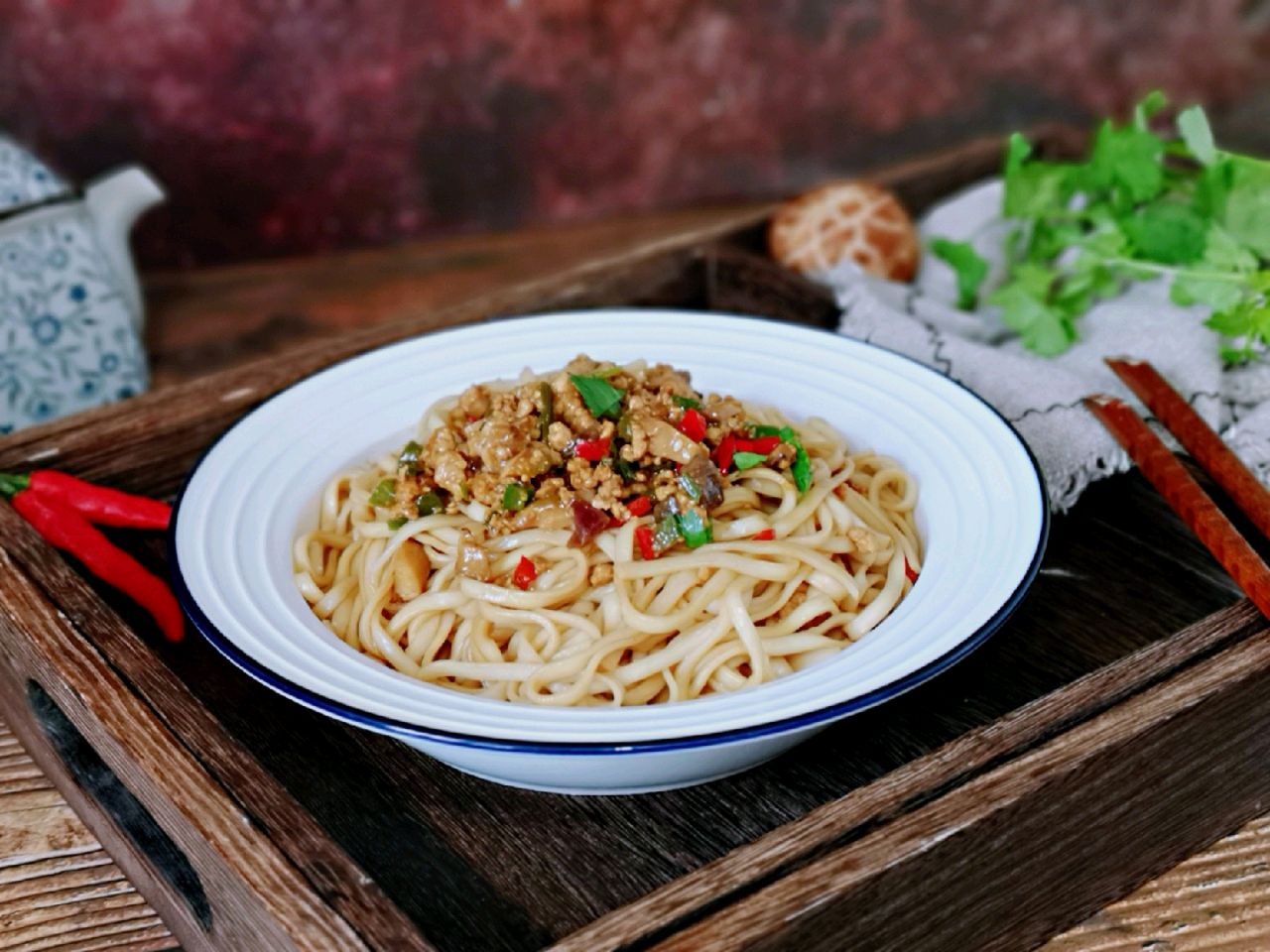 美味的豇豆肉酱拌面的做法!