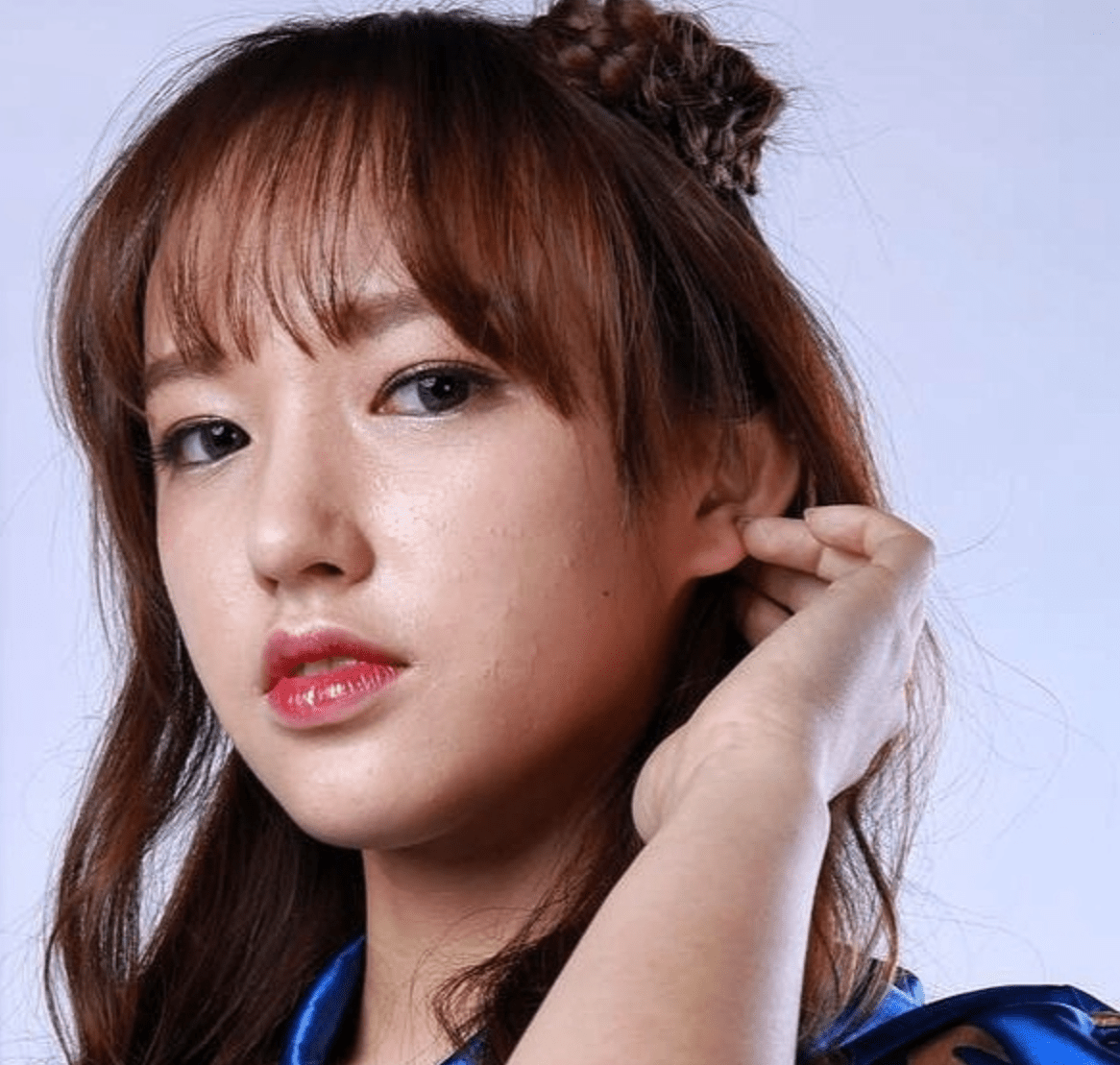 真实!明星大量未修图曝光,热巴毛孔闭口一堆,杨幂皮肤松垮