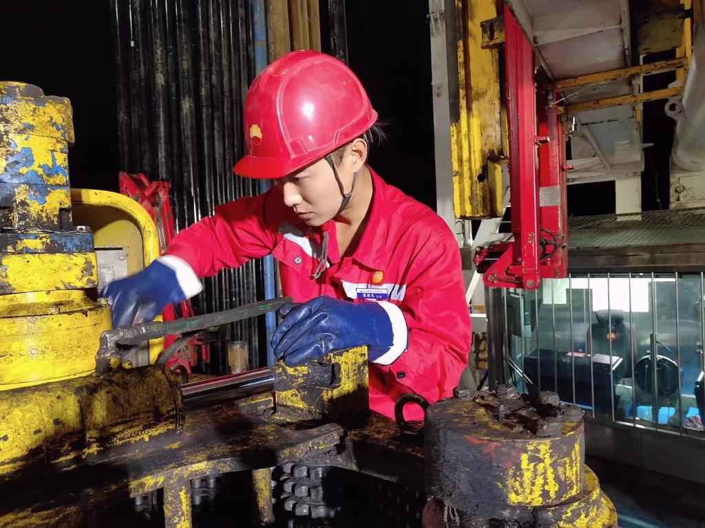 1205钻井队铁人队伍的新传承