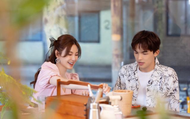 张雨绮为什么退出女儿们的恋爱4 张雨绮李柄熹退恋综事件始末详情来龙去脉介绍