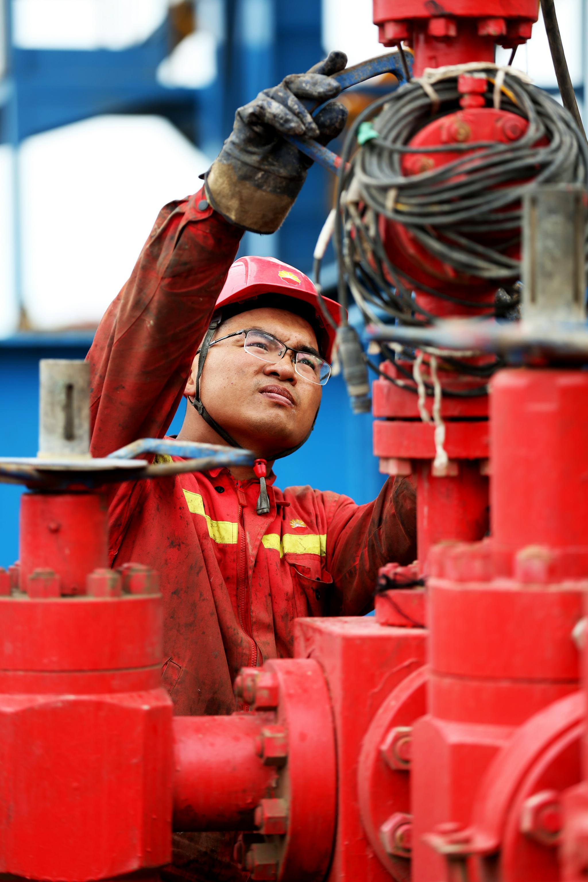 1205钻井队铁人队伍的新传承