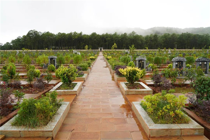 经营性公墓仙山艺术陵园居然有3600元的公益性墓位真的点击查看详情