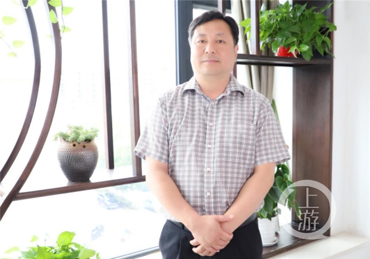 城管局长晒最美③万盛经开区城市管理局局长谭彬打造一批城市新风景