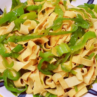 青椒炒豆皮|青椒|豆皮|豆腐皮_新浪新闻
