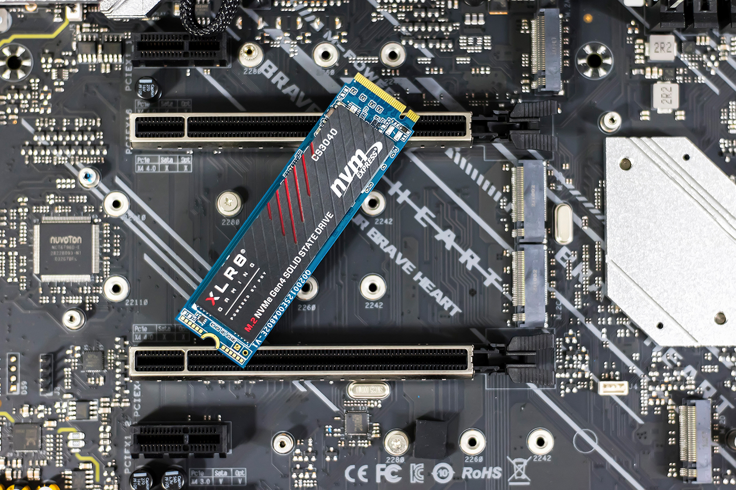 美商pnycs30402tbpcie40固态硬盘令人无法抗拒的读写速度