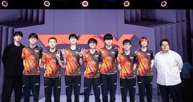 不能在家口夺冠了,外媒记者爆料,S11将从中国转移至欧洲!休闲区蓝鸢梦想 - Www.slyday.coM