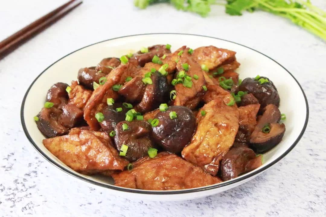 蚝油香菇滑牛肉