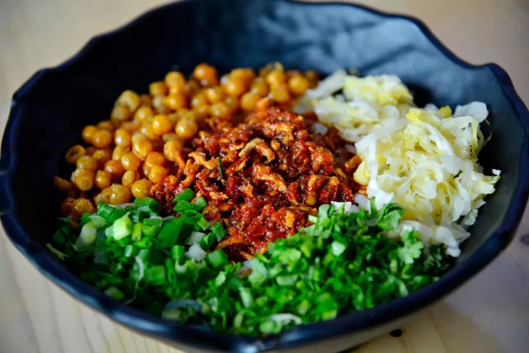 爽口解馋的凉拌米粉