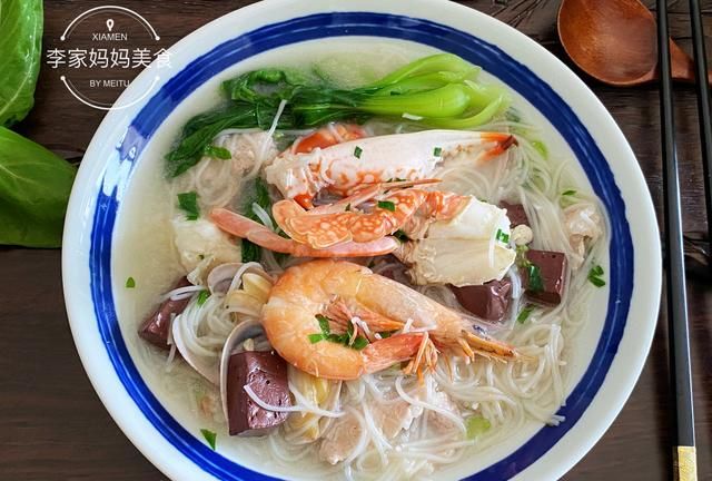 小贴士:1,可以用来煮粉丝的海鲜有很多,像鱿鱼,海蛏,蛤蜊,海蛎都可以